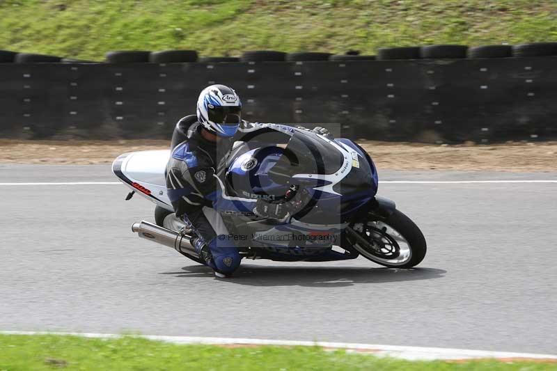 Motorcycle action photographs;Trackday digital images;brands;brands hatch photographs;event digital images;eventdigitalimages;motor racing london;no limits trackday;peter wileman photography;trackday;trackday photos