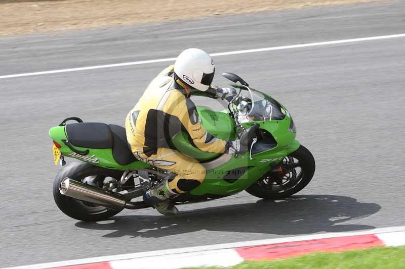 Motorcycle action photographs;Trackday digital images;brands;brands hatch photographs;event digital images;eventdigitalimages;motor racing london;no limits trackday;peter wileman photography;trackday;trackday photos