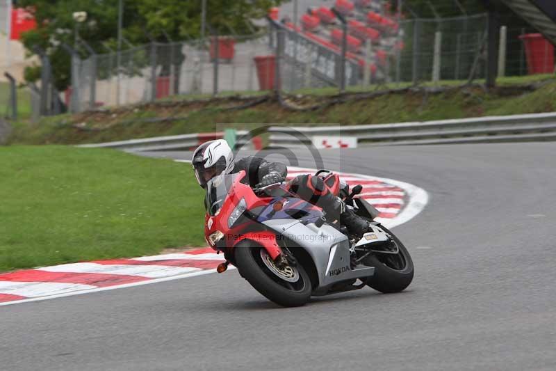 Motorcycle action photographs;Trackday digital images;brands;brands hatch photographs;event digital images;eventdigitalimages;motor racing london;no limits trackday;peter wileman photography;trackday;trackday photos