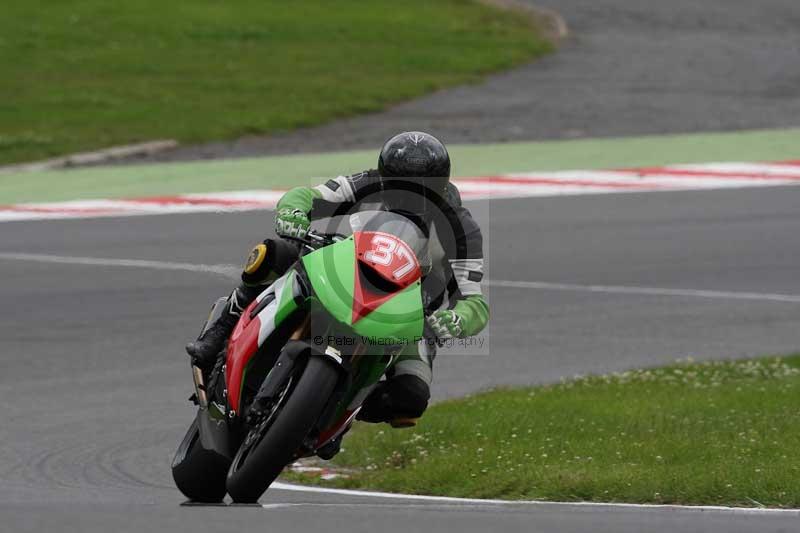 Motorcycle action photographs;Trackday digital images;brands;brands hatch photographs;event digital images;eventdigitalimages;motor racing london;no limits trackday;peter wileman photography;trackday;trackday photos