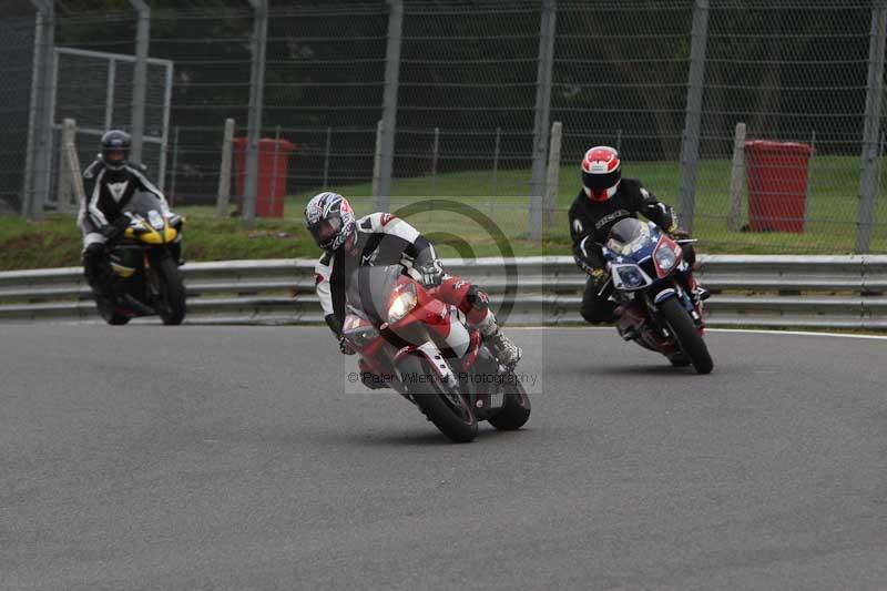 Motorcycle action photographs;Trackday digital images;brands;brands hatch photographs;event digital images;eventdigitalimages;motor racing london;no limits trackday;peter wileman photography;trackday;trackday photos