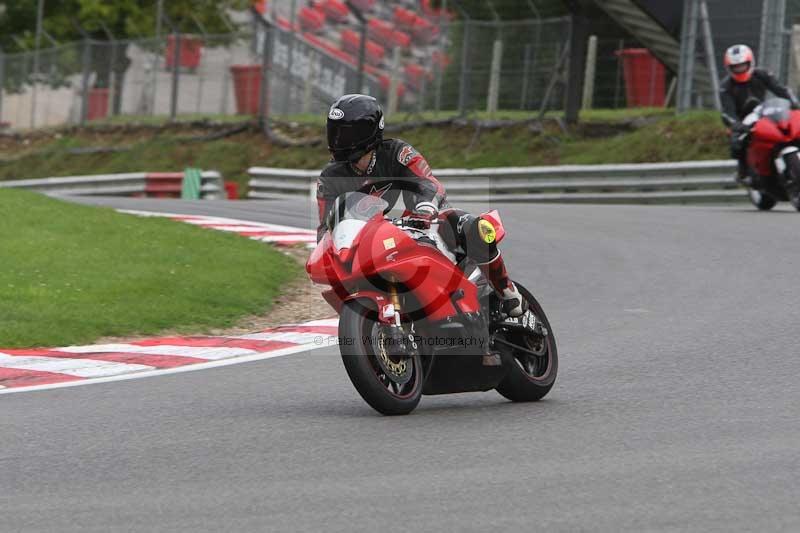 Motorcycle action photographs;Trackday digital images;brands;brands hatch photographs;event digital images;eventdigitalimages;motor racing london;no limits trackday;peter wileman photography;trackday;trackday photos