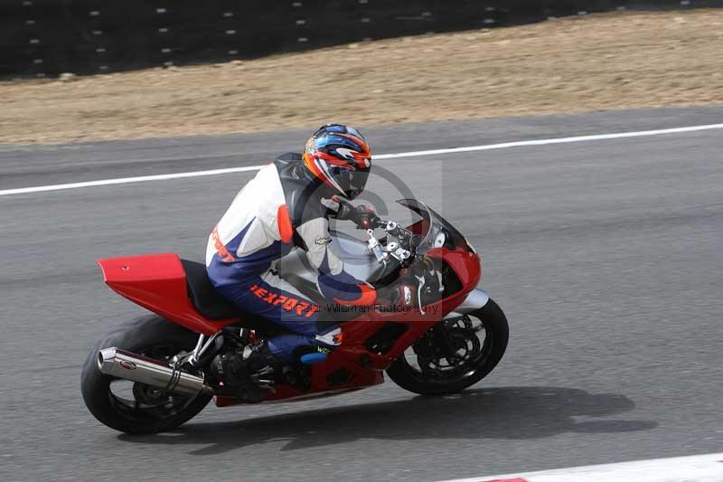 Motorcycle action photographs;Trackday digital images;brands;brands hatch photographs;event digital images;eventdigitalimages;motor racing london;no limits trackday;peter wileman photography;trackday;trackday photos