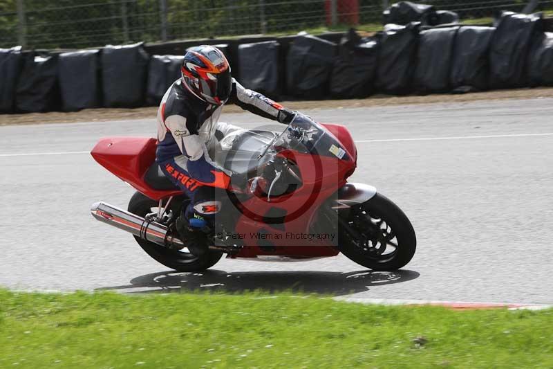 Motorcycle action photographs;Trackday digital images;brands;brands hatch photographs;event digital images;eventdigitalimages;motor racing london;no limits trackday;peter wileman photography;trackday;trackday photos