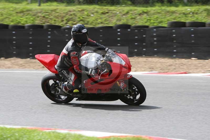 Motorcycle action photographs;Trackday digital images;brands;brands hatch photographs;event digital images;eventdigitalimages;motor racing london;no limits trackday;peter wileman photography;trackday;trackday photos