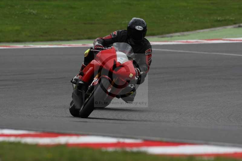 Motorcycle action photographs;Trackday digital images;brands;brands hatch photographs;event digital images;eventdigitalimages;motor racing london;no limits trackday;peter wileman photography;trackday;trackday photos