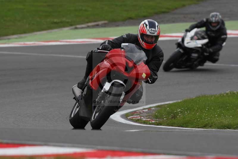 Motorcycle action photographs;Trackday digital images;brands;brands hatch photographs;event digital images;eventdigitalimages;motor racing london;no limits trackday;peter wileman photography;trackday;trackday photos