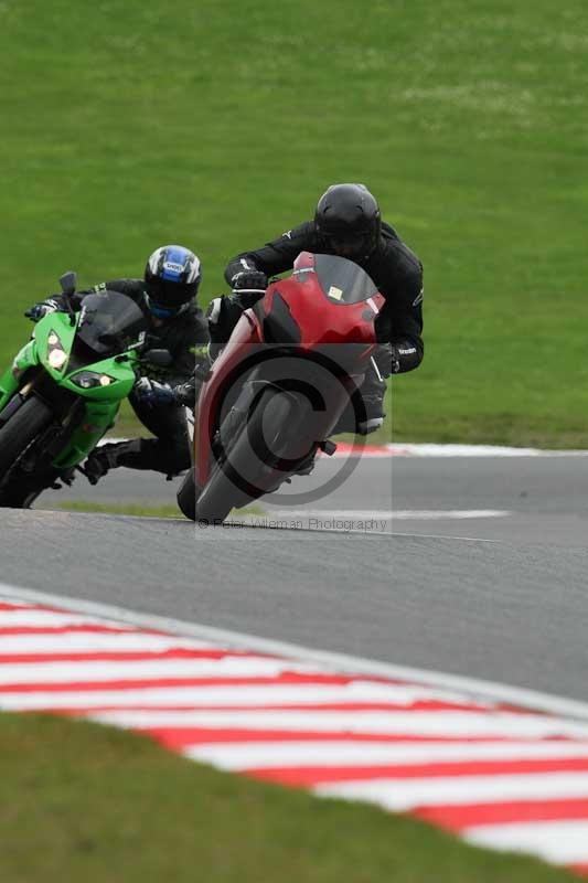 Motorcycle action photographs;Trackday digital images;brands;brands hatch photographs;event digital images;eventdigitalimages;motor racing london;no limits trackday;peter wileman photography;trackday;trackday photos