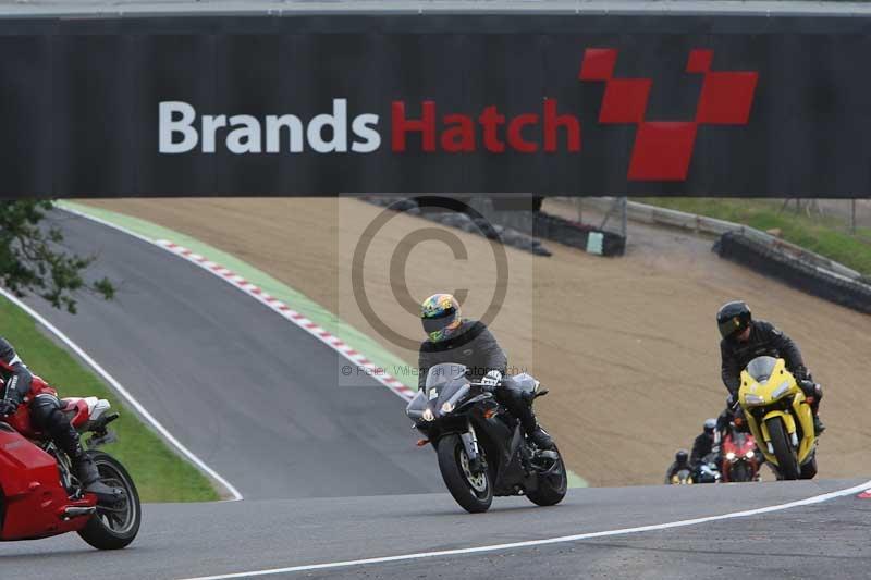 Motorcycle action photographs;Trackday digital images;brands;brands hatch photographs;event digital images;eventdigitalimages;motor racing london;no limits trackday;peter wileman photography;trackday;trackday photos