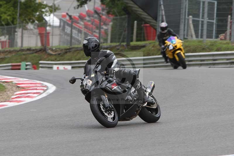 Motorcycle action photographs;Trackday digital images;brands;brands hatch photographs;event digital images;eventdigitalimages;motor racing london;no limits trackday;peter wileman photography;trackday;trackday photos