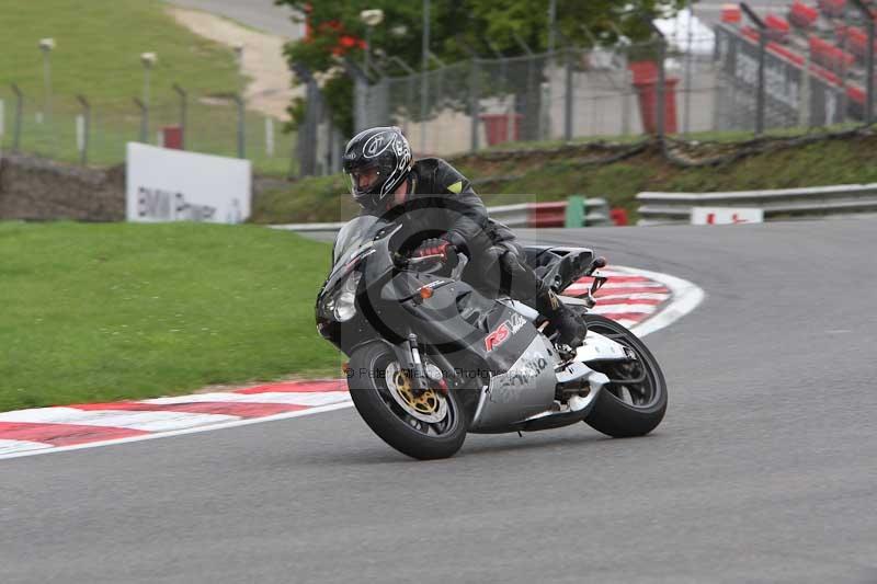 Motorcycle action photographs;Trackday digital images;brands;brands hatch photographs;event digital images;eventdigitalimages;motor racing london;no limits trackday;peter wileman photography;trackday;trackday photos