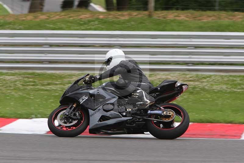 Motorcycle action photographs;Trackday digital images;brands;brands hatch photographs;event digital images;eventdigitalimages;motor racing london;no limits trackday;peter wileman photography;trackday;trackday photos
