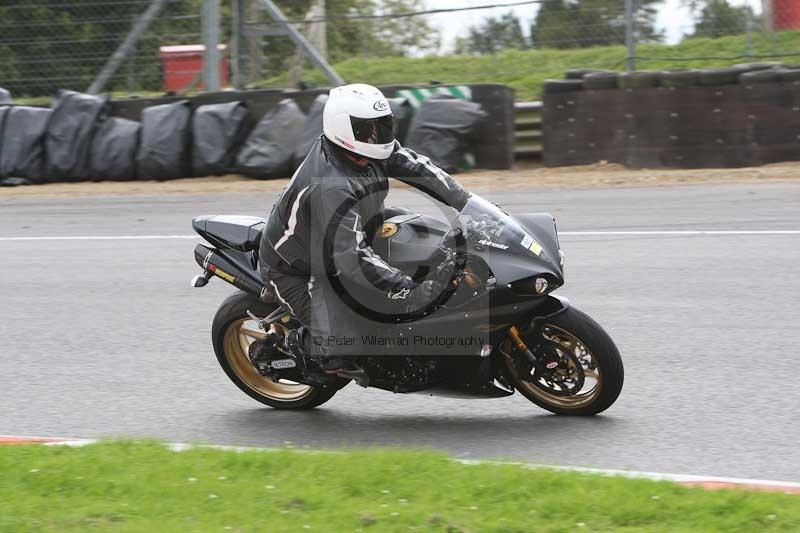 Motorcycle action photographs;Trackday digital images;brands;brands hatch photographs;event digital images;eventdigitalimages;motor racing london;no limits trackday;peter wileman photography;trackday;trackday photos