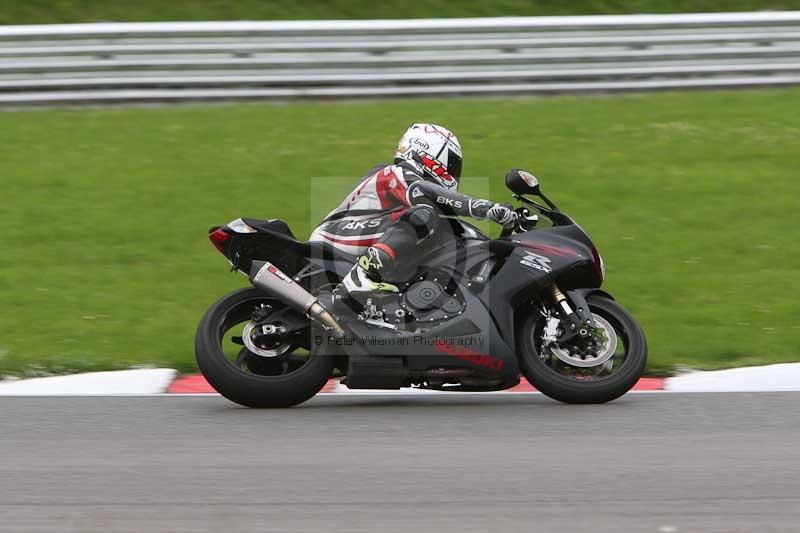 Motorcycle action photographs;Trackday digital images;brands;brands hatch photographs;event digital images;eventdigitalimages;motor racing london;no limits trackday;peter wileman photography;trackday;trackday photos