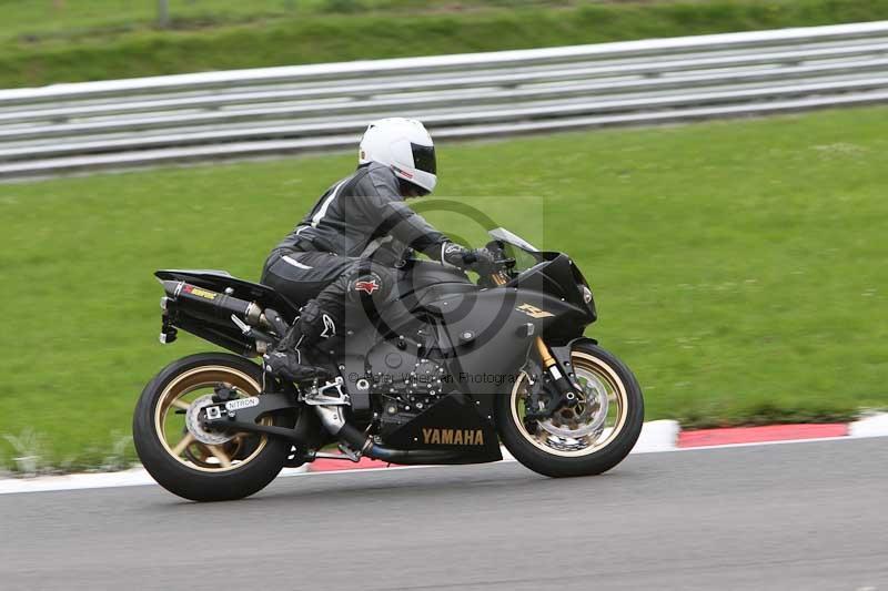 Motorcycle action photographs;Trackday digital images;brands;brands hatch photographs;event digital images;eventdigitalimages;motor racing london;no limits trackday;peter wileman photography;trackday;trackday photos