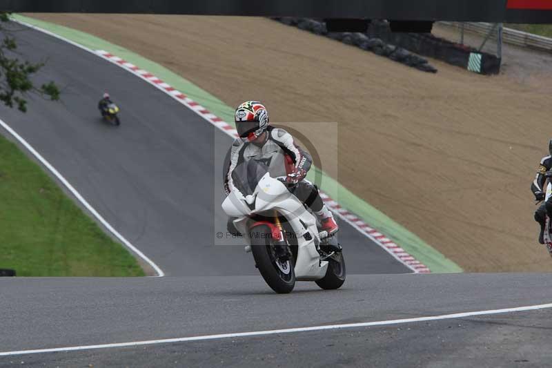 Motorcycle action photographs;Trackday digital images;brands;brands hatch photographs;event digital images;eventdigitalimages;motor racing london;no limits trackday;peter wileman photography;trackday;trackday photos