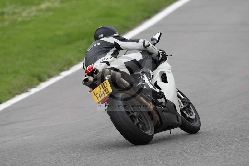 Motorcycle action photographs;Trackday digital images;brands;brands hatch photographs;event digital images;eventdigitalimages;motor racing london;no limits trackday;peter wileman photography;trackday;trackday photos