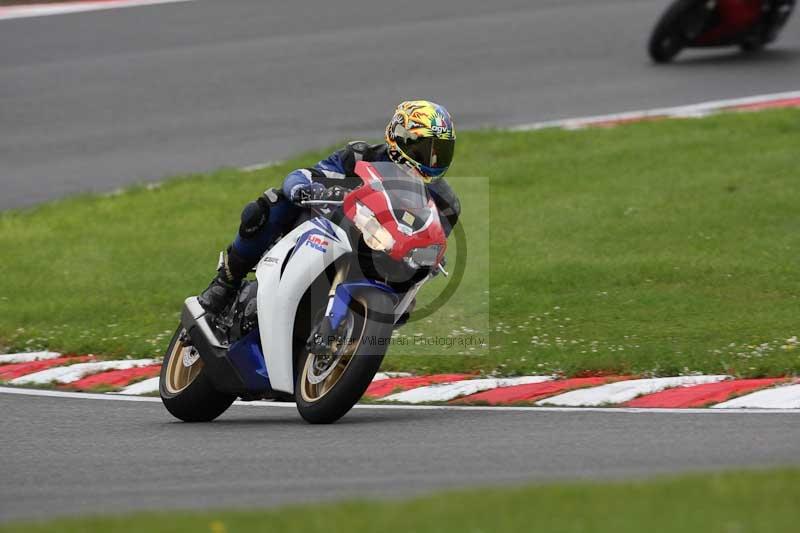 Motorcycle action photographs;Trackday digital images;brands;brands hatch photographs;event digital images;eventdigitalimages;motor racing london;no limits trackday;peter wileman photography;trackday;trackday photos