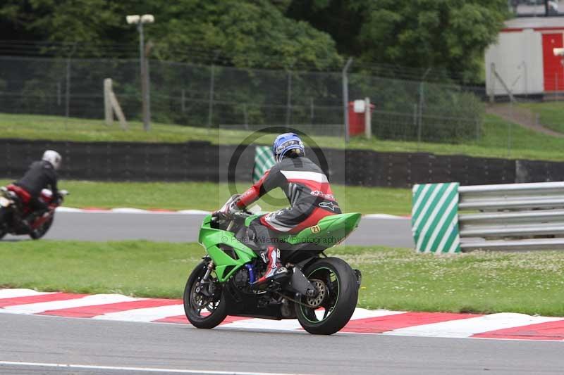 Motorcycle action photographs;Trackday digital images;brands;brands hatch photographs;event digital images;eventdigitalimages;motor racing london;no limits trackday;peter wileman photography;trackday;trackday photos