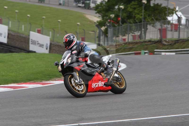 Motorcycle action photographs;Trackday digital images;brands;brands hatch photographs;event digital images;eventdigitalimages;motor racing london;no limits trackday;peter wileman photography;trackday;trackday photos