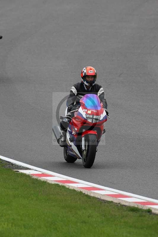 Motorcycle action photographs;Trackday digital images;brands;brands hatch photographs;event digital images;eventdigitalimages;motor racing london;no limits trackday;peter wileman photography;trackday;trackday photos