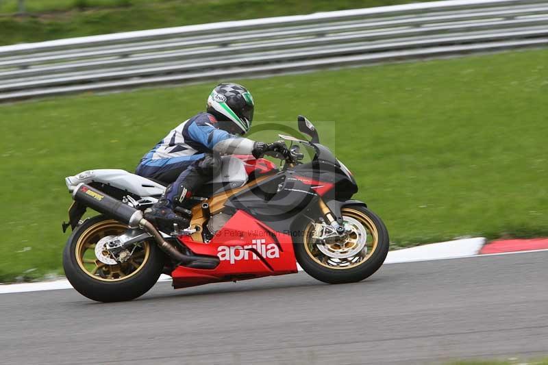 Motorcycle action photographs;Trackday digital images;brands;brands hatch photographs;event digital images;eventdigitalimages;motor racing london;no limits trackday;peter wileman photography;trackday;trackday photos