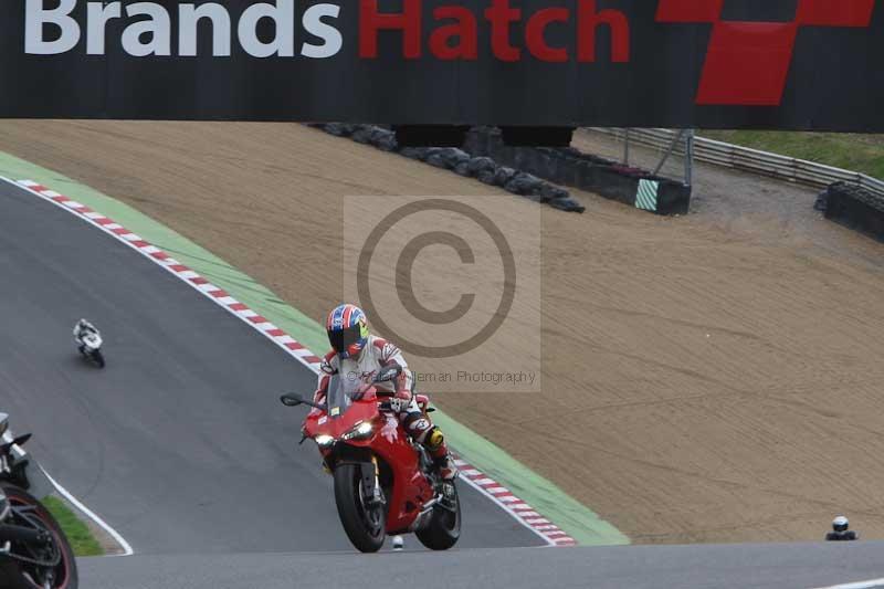 Motorcycle action photographs;Trackday digital images;brands;brands hatch photographs;event digital images;eventdigitalimages;motor racing london;no limits trackday;peter wileman photography;trackday;trackday photos