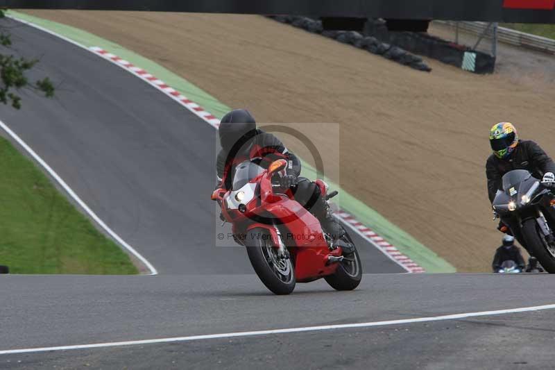 Motorcycle action photographs;Trackday digital images;brands;brands hatch photographs;event digital images;eventdigitalimages;motor racing london;no limits trackday;peter wileman photography;trackday;trackday photos