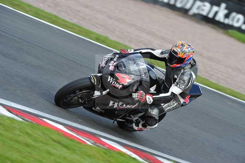 Motorcycle action photographs;Trackday digital images;event digital images;eventdigitalimages;no limits trackday;oulton park;oulton park circuit cheshire;oulton park photographs;peter wileman photography;trackday;trackday photos