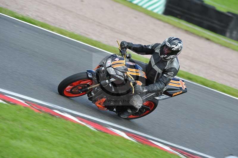 Motorcycle action photographs;Trackday digital images;event digital images;eventdigitalimages;no limits trackday;oulton park;oulton park circuit cheshire;oulton park photographs;peter wileman photography;trackday;trackday photos