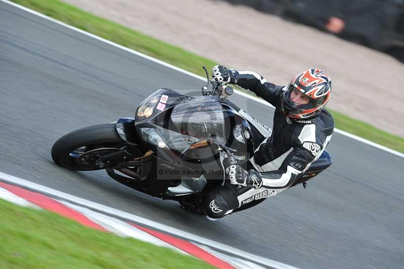 Motorcycle action photographs;Trackday digital images;event digital images;eventdigitalimages;no limits trackday;oulton park;oulton park circuit cheshire;oulton park photographs;peter wileman photography;trackday;trackday photos