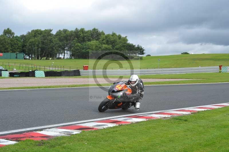 Motorcycle action photographs;Trackday digital images;event digital images;eventdigitalimages;no limits trackday;oulton park;oulton park circuit cheshire;oulton park photographs;peter wileman photography;trackday;trackday photos