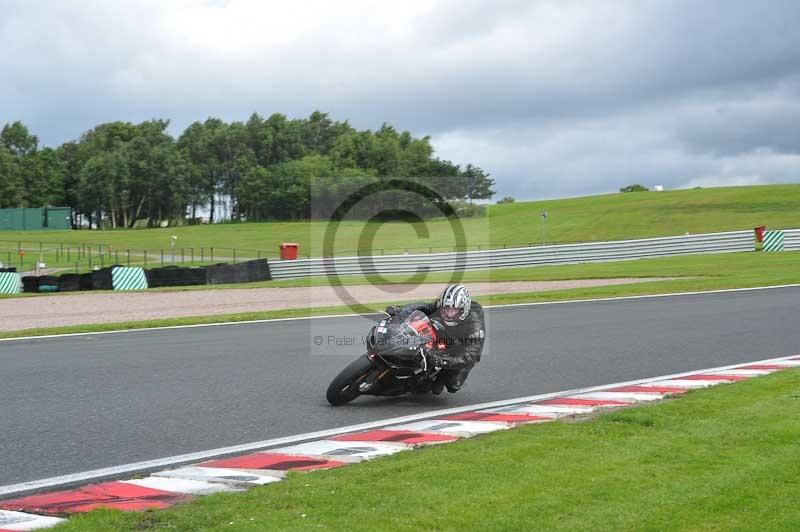 Motorcycle action photographs;Trackday digital images;event digital images;eventdigitalimages;no limits trackday;oulton park;oulton park circuit cheshire;oulton park photographs;peter wileman photography;trackday;trackday photos