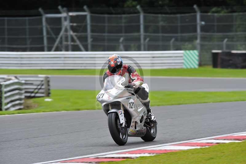 Motorcycle action photographs;Trackday digital images;event digital images;eventdigitalimages;no limits trackday;oulton park;oulton park circuit cheshire;oulton park photographs;peter wileman photography;trackday;trackday photos