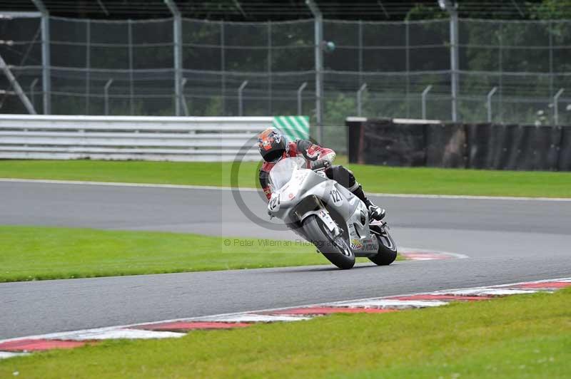 Motorcycle action photographs;Trackday digital images;event digital images;eventdigitalimages;no limits trackday;oulton park;oulton park circuit cheshire;oulton park photographs;peter wileman photography;trackday;trackday photos