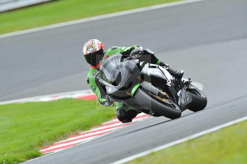 Motorcycle action photographs;Trackday digital images;event digital images;eventdigitalimages;no limits trackday;oulton park;oulton park circuit cheshire;oulton park photographs;peter wileman photography;trackday;trackday photos