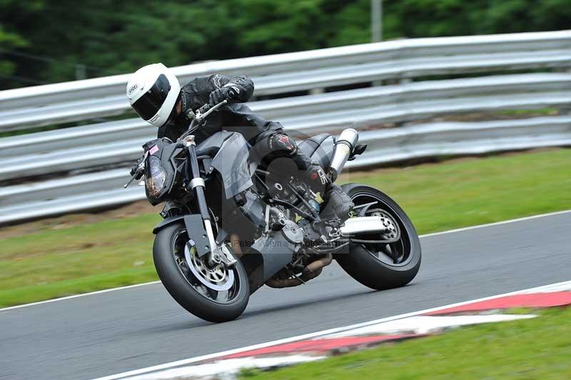 Motorcycle action photographs;Trackday digital images;event digital images;eventdigitalimages;no limits trackday;oulton park;oulton park circuit cheshire;oulton park photographs;peter wileman photography;trackday;trackday photos