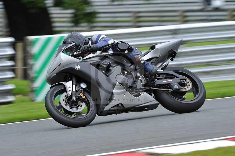 Motorcycle action photographs;Trackday digital images;event digital images;eventdigitalimages;no limits trackday;oulton park;oulton park circuit cheshire;oulton park photographs;peter wileman photography;trackday;trackday photos