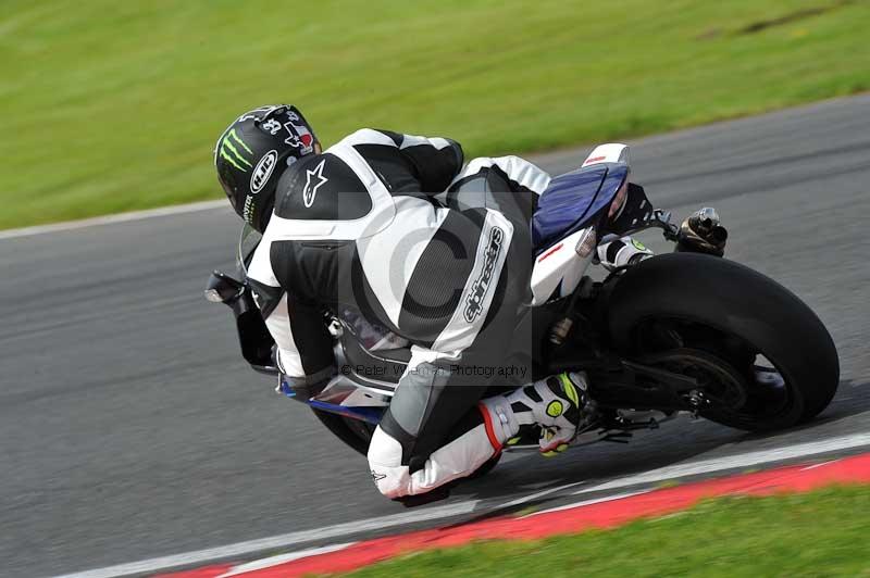 Motorcycle action photographs;Trackday digital images;event digital images;eventdigitalimages;no limits trackday;oulton park;oulton park circuit cheshire;oulton park photographs;peter wileman photography;trackday;trackday photos
