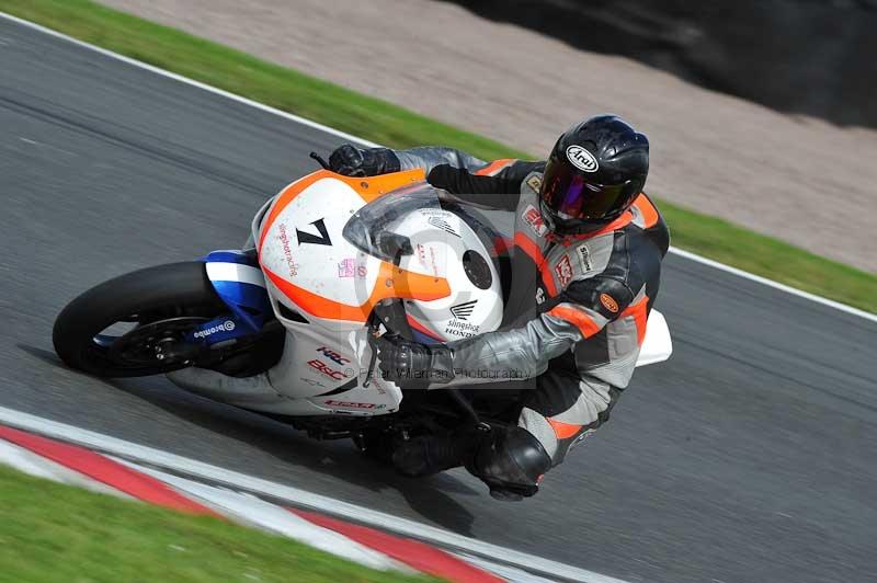 Motorcycle action photographs;Trackday digital images;event digital images;eventdigitalimages;no limits trackday;oulton park;oulton park circuit cheshire;oulton park photographs;peter wileman photography;trackday;trackday photos