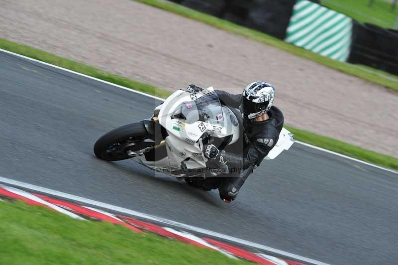 Motorcycle action photographs;Trackday digital images;event digital images;eventdigitalimages;no limits trackday;oulton park;oulton park circuit cheshire;oulton park photographs;peter wileman photography;trackday;trackday photos