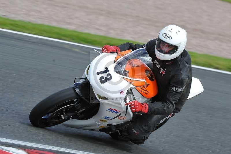 Motorcycle action photographs;Trackday digital images;event digital images;eventdigitalimages;no limits trackday;oulton park;oulton park circuit cheshire;oulton park photographs;peter wileman photography;trackday;trackday photos