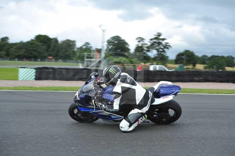 Motorcycle action photographs;Trackday digital images;event digital images;eventdigitalimages;no limits trackday;oulton park;oulton park circuit cheshire;oulton park photographs;peter wileman photography;trackday;trackday photos