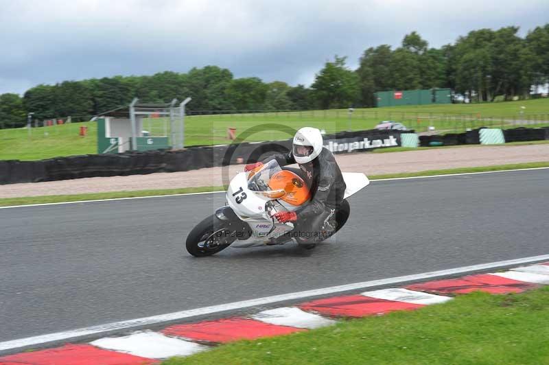 Motorcycle action photographs;Trackday digital images;event digital images;eventdigitalimages;no limits trackday;oulton park;oulton park circuit cheshire;oulton park photographs;peter wileman photography;trackday;trackday photos