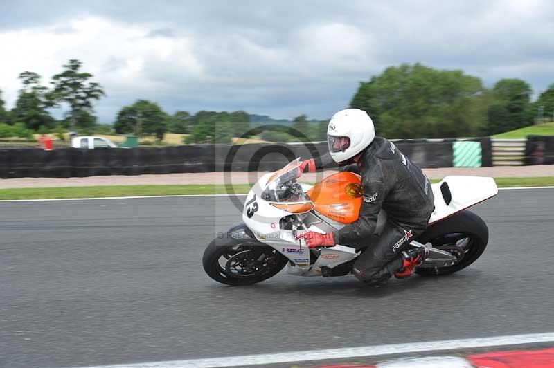 Motorcycle action photographs;Trackday digital images;event digital images;eventdigitalimages;no limits trackday;oulton park;oulton park circuit cheshire;oulton park photographs;peter wileman photography;trackday;trackday photos