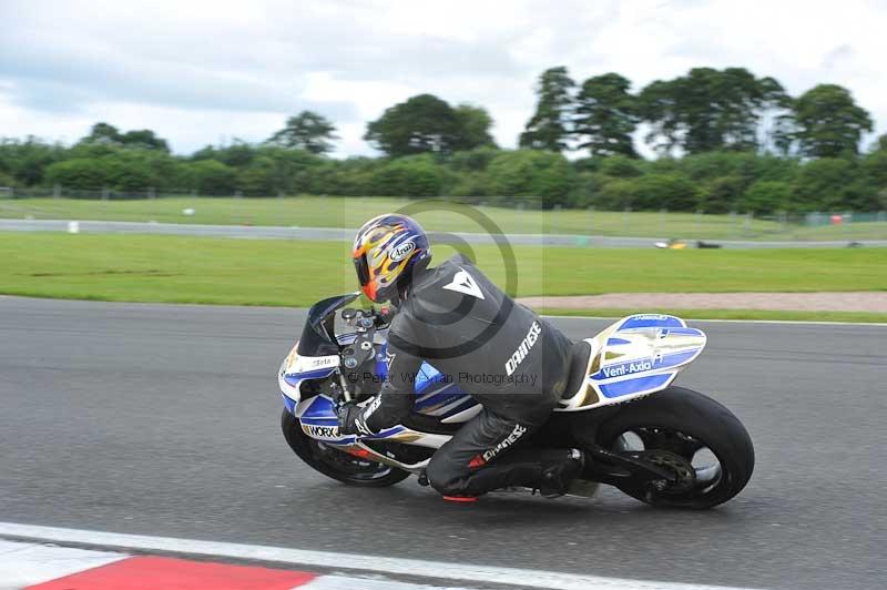 Motorcycle action photographs;Trackday digital images;event digital images;eventdigitalimages;no limits trackday;oulton park;oulton park circuit cheshire;oulton park photographs;peter wileman photography;trackday;trackday photos
