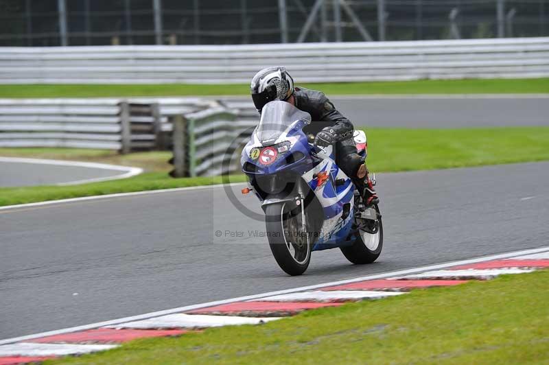 Motorcycle action photographs;Trackday digital images;event digital images;eventdigitalimages;no limits trackday;oulton park;oulton park circuit cheshire;oulton park photographs;peter wileman photography;trackday;trackday photos