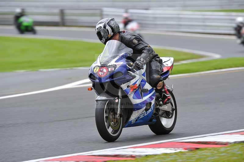 Motorcycle action photographs;Trackday digital images;event digital images;eventdigitalimages;no limits trackday;oulton park;oulton park circuit cheshire;oulton park photographs;peter wileman photography;trackday;trackday photos