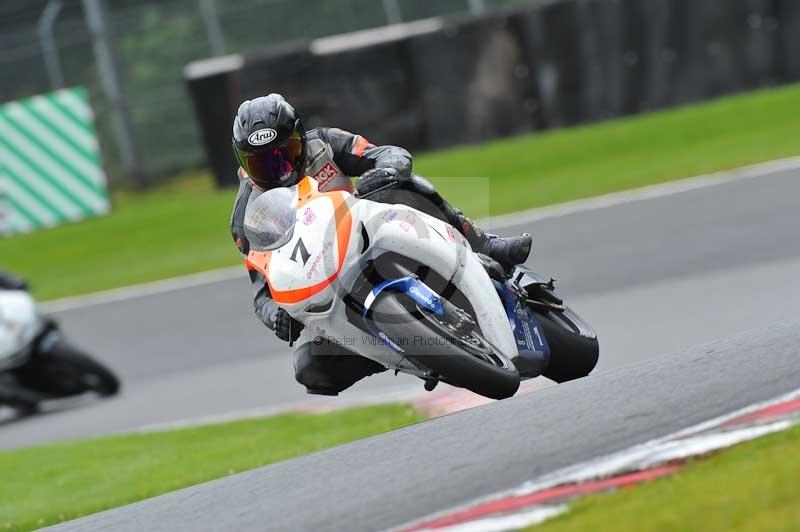 Motorcycle action photographs;Trackday digital images;event digital images;eventdigitalimages;no limits trackday;oulton park;oulton park circuit cheshire;oulton park photographs;peter wileman photography;trackday;trackday photos