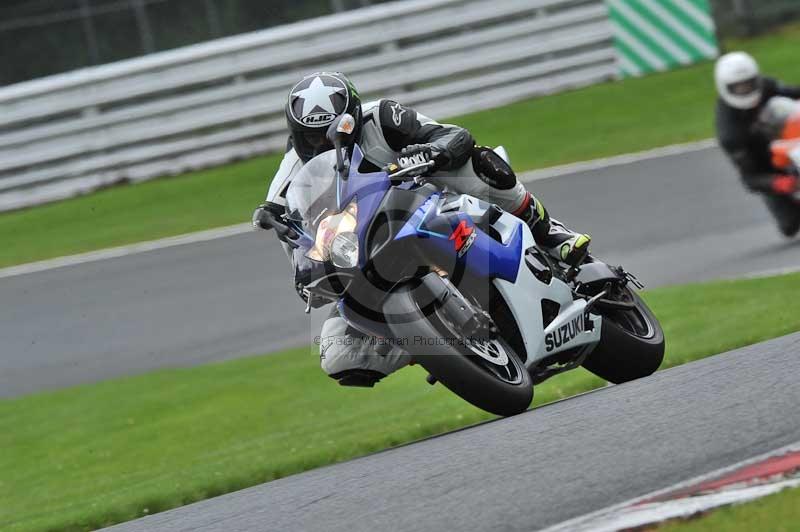 Motorcycle action photographs;Trackday digital images;event digital images;eventdigitalimages;no limits trackday;oulton park;oulton park circuit cheshire;oulton park photographs;peter wileman photography;trackday;trackday photos